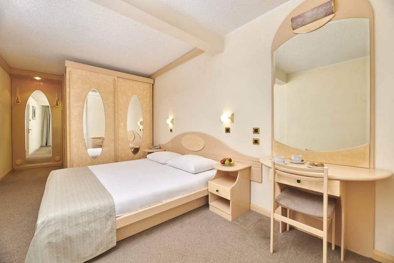 ***  Hotel Istra Plava Laguna Croatia